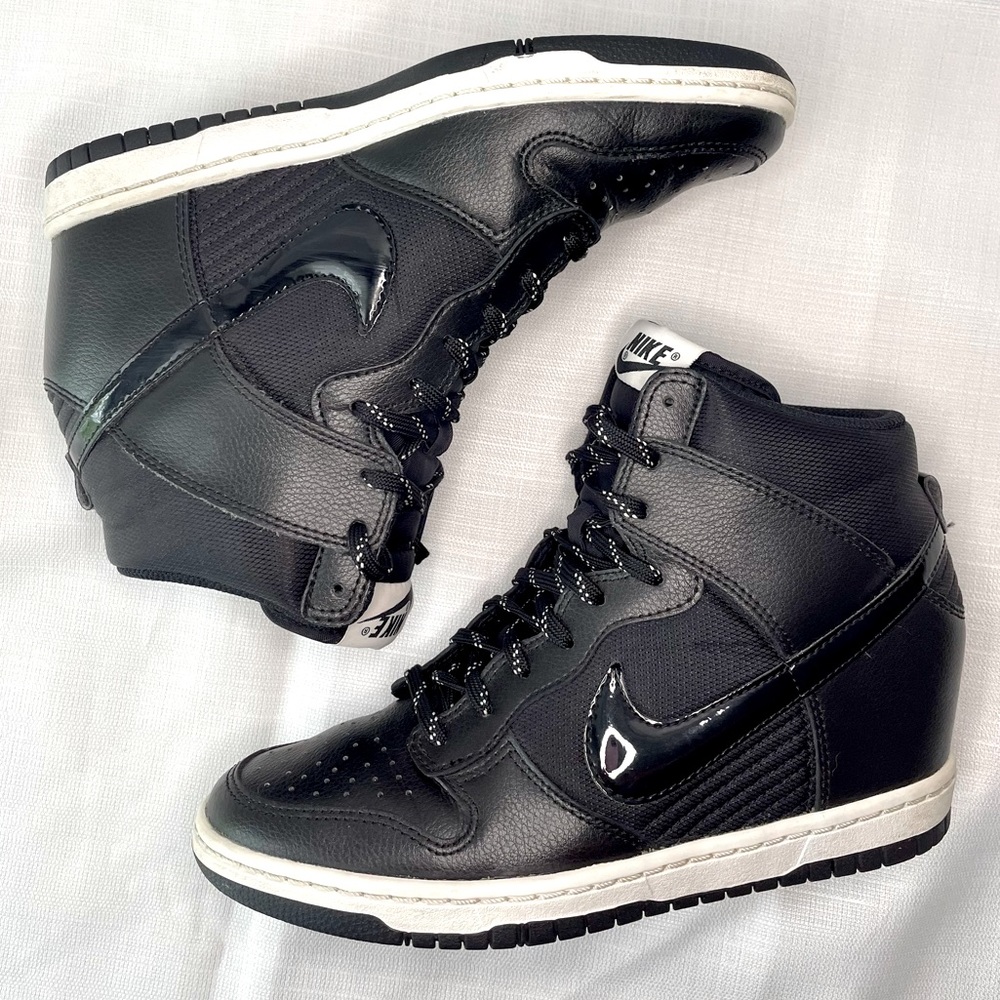 Nike Dunk Sky High Essential